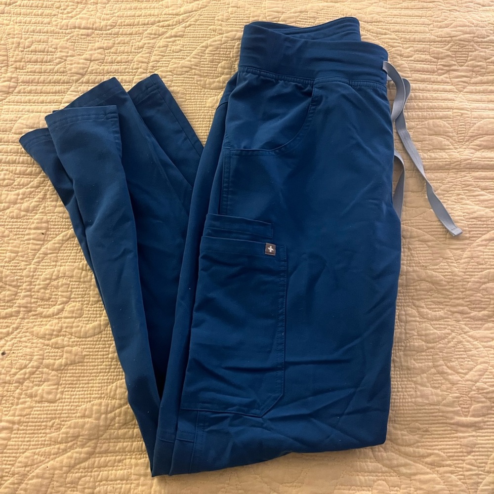 Figs YOLA scrub pant